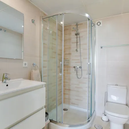 Front Line 2 Bedr Apartman Marbella