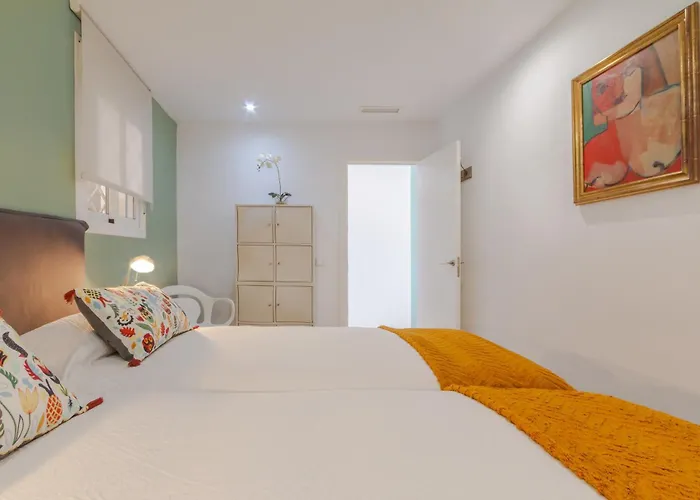 Apartment Front Line 2 Bedr Marbella