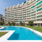 Front Line 2 Bedr Appartement *