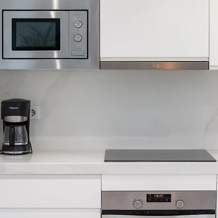 Front Line 2 Bedr Marbella